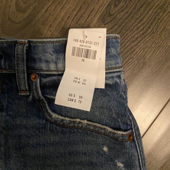 Abercrombie curve love high rise mom short - Picture 3 of 7